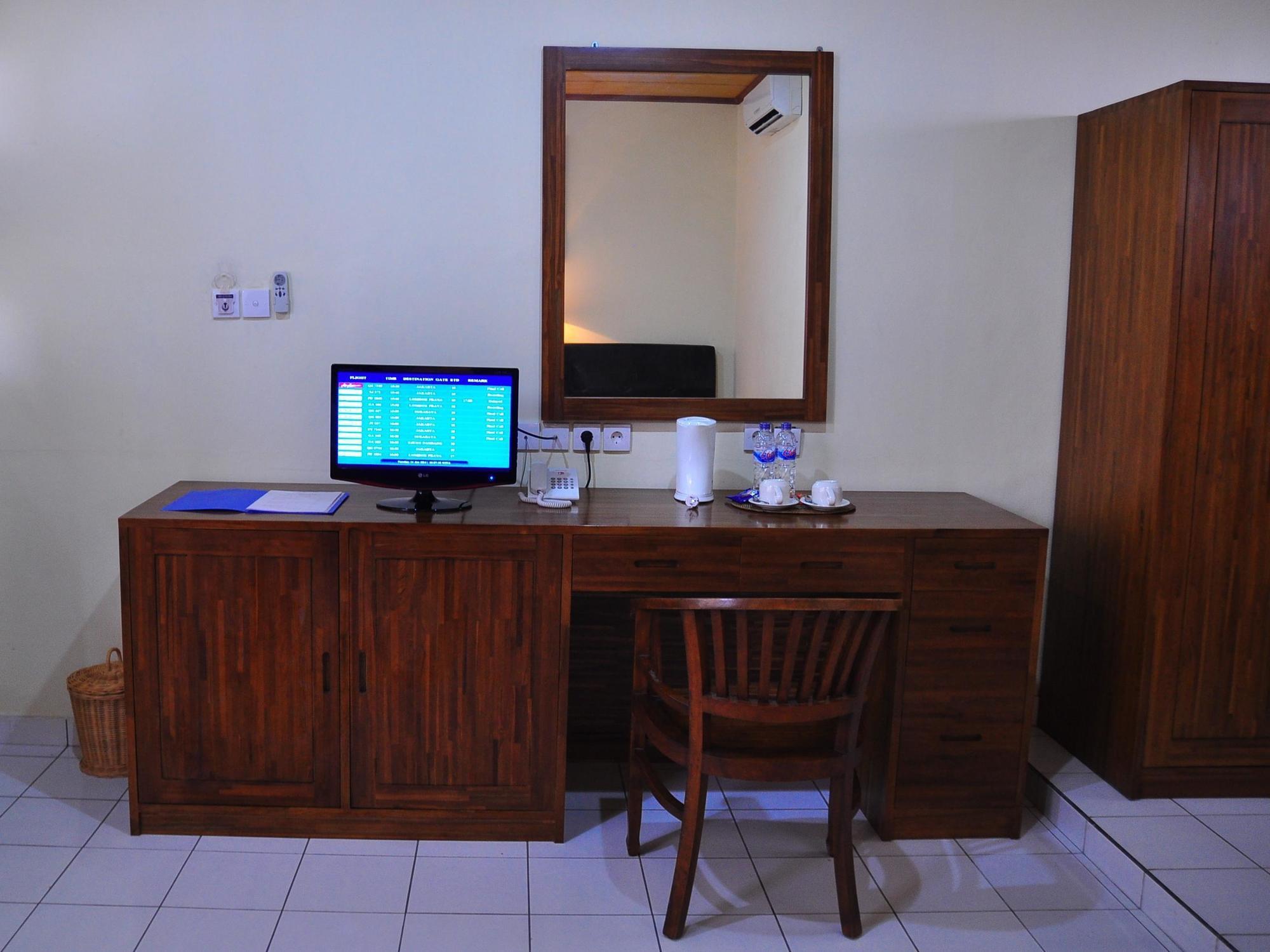 Si Doi Hotel Legian Kuta Lombok Extérieur photo